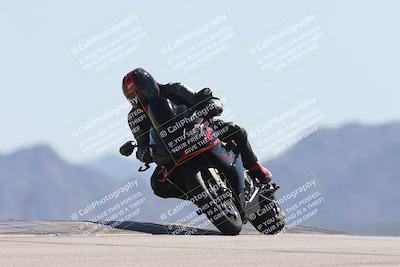 media/Oct-13-2025-Moto Forza (Mon) [[a66d839500]]/3-B Group/Session 4 (Turn 9)/